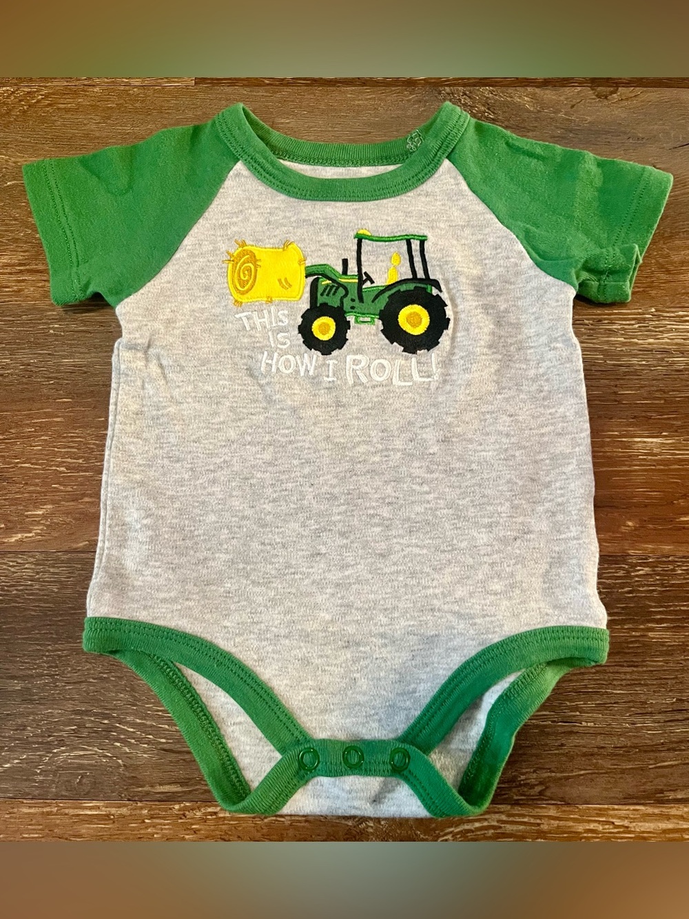 John Deere Tractor “This is How I Roll” Onesie Bodysuit Size 3-6 Months